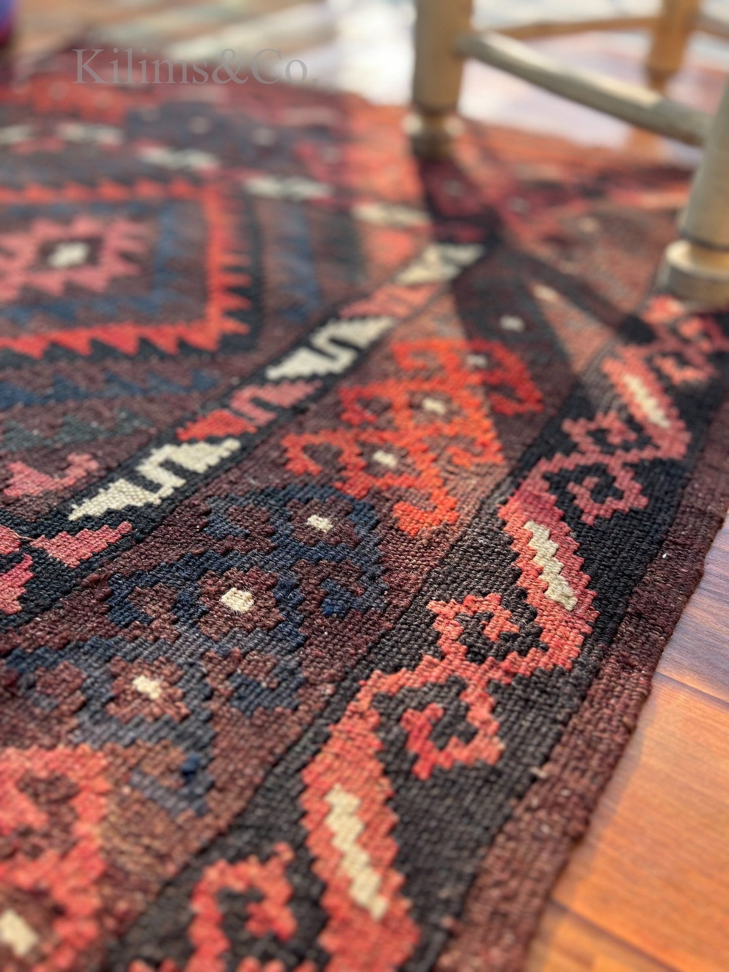 Afghan Beauty 11.0 (2'11"x2'11")