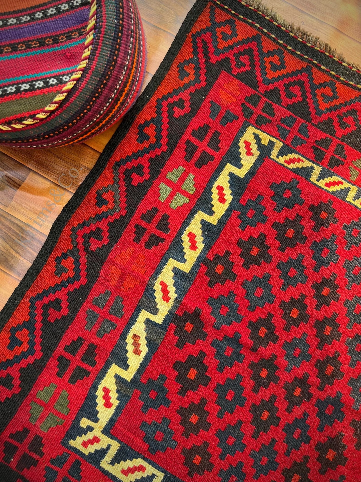 Afghan Beauty 8.0 (4' x3'5”)