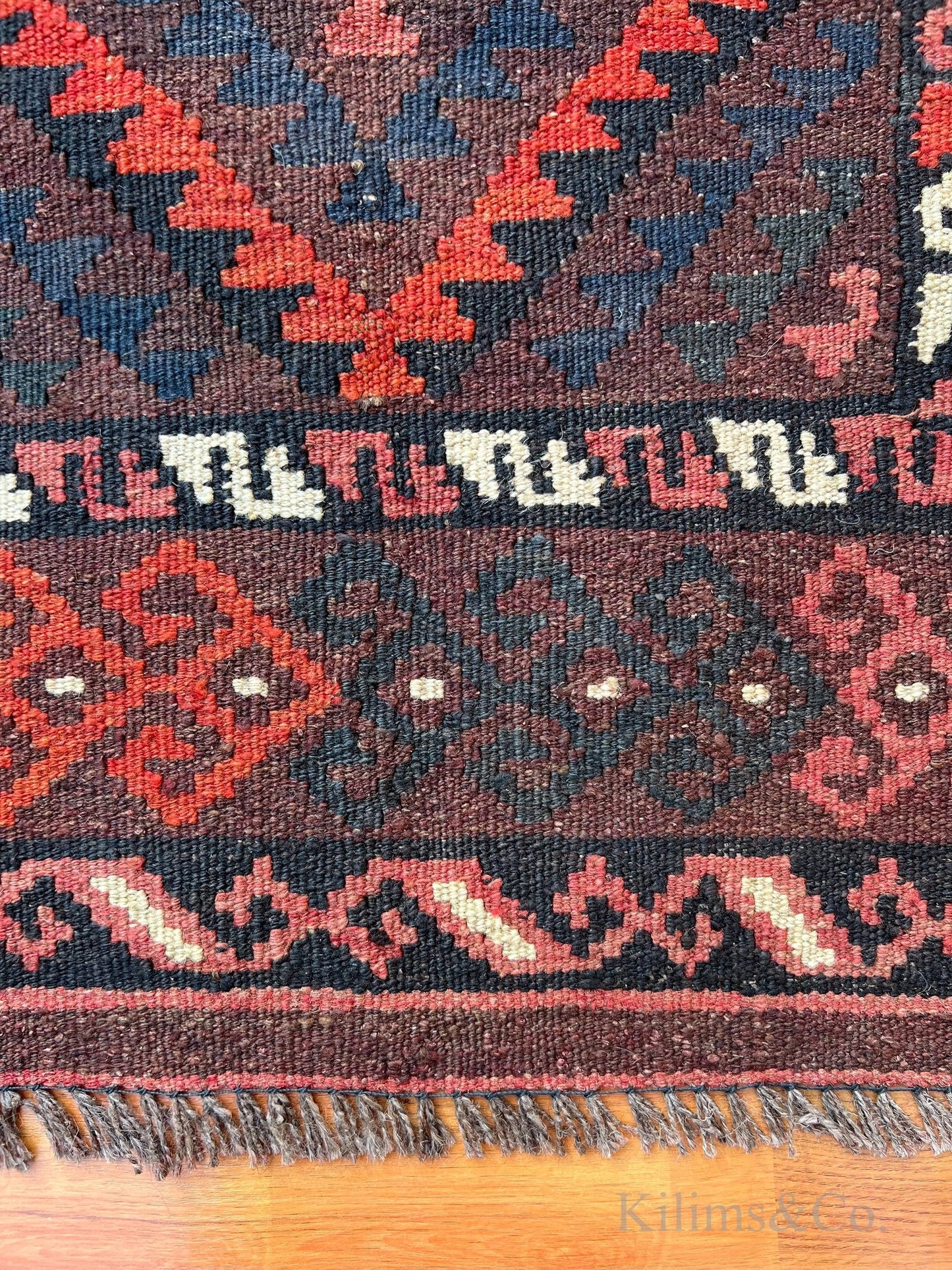 Afghan Beauty 11.0 (2'11"x2'11")