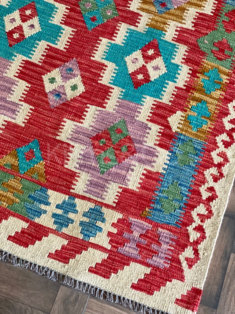 Pomegranate 2.0 (5'x3')