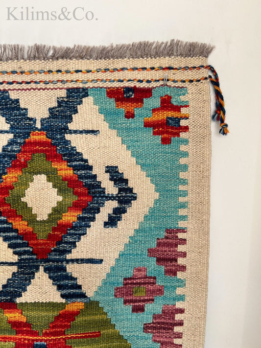 ⭐ Hanging Kilim 4'1" x 2'8"