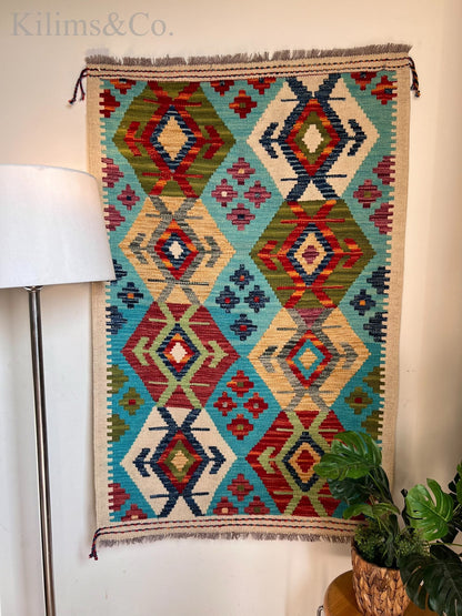 ⭐ Hanging Kilim 4'1" x 2'8"