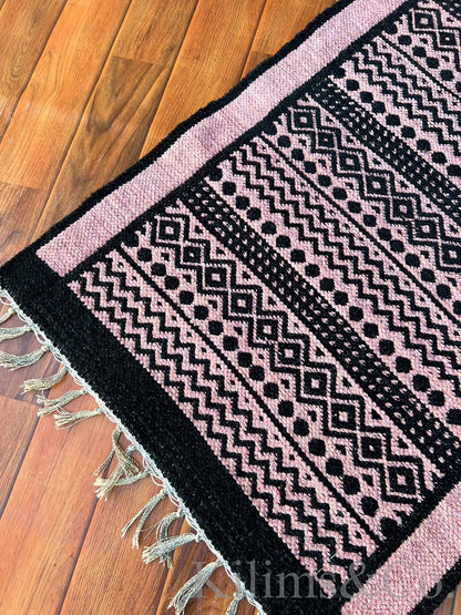 Traditional Pink & Black 2x6